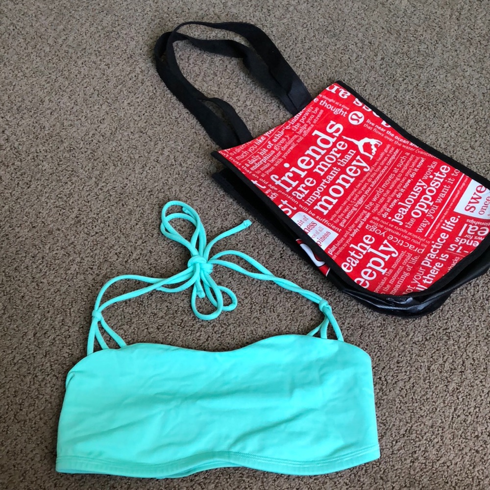 Lululemon bikini top🍋